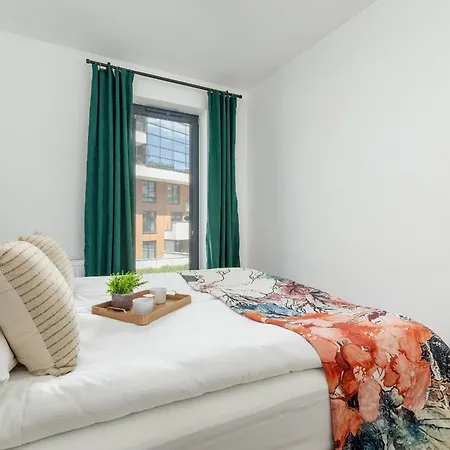 Elegancki Apartament Z Balkonem Dla 4 Osob By Renters * Краков