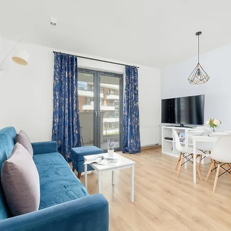 Elegancki Apartament Z Balkonem Dla 4 Osob By Renters